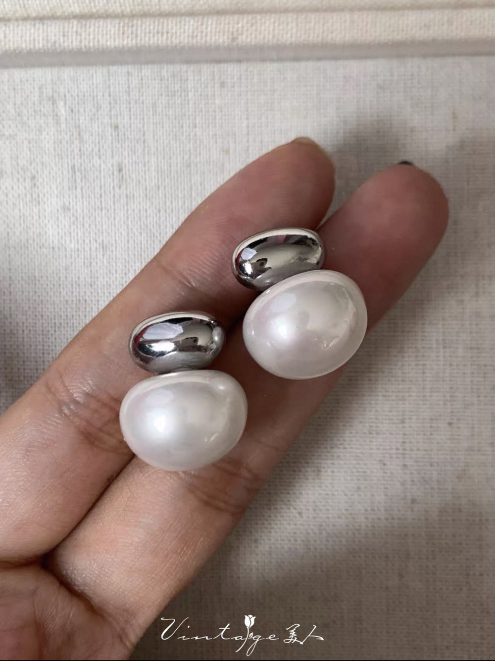 Elegant Retro Silver & White Pearl Drop Earrings